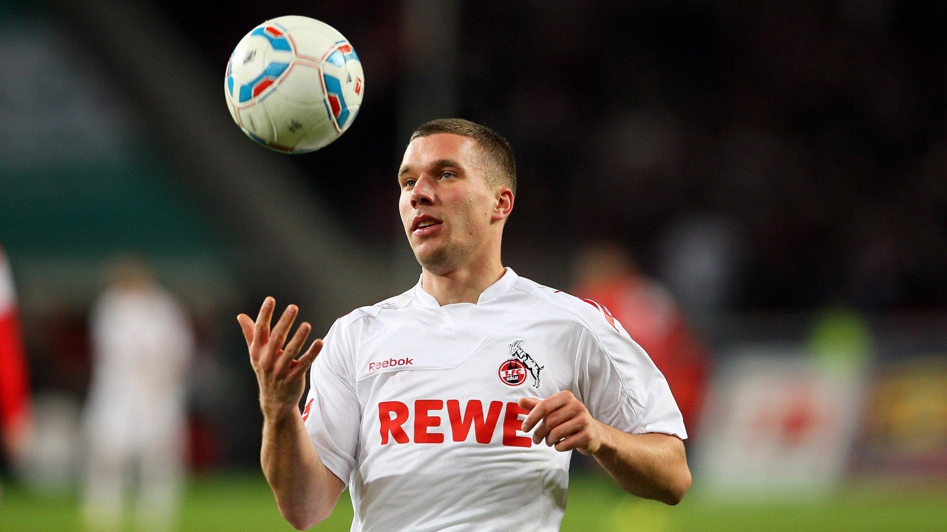 国足技惊四座全场沸腾中超联赛焦点战，国足 集锦