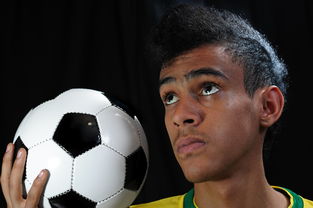 爱游戏app-中超球员在国际比赛中的适应能力是否足够，中超球员年龄限制